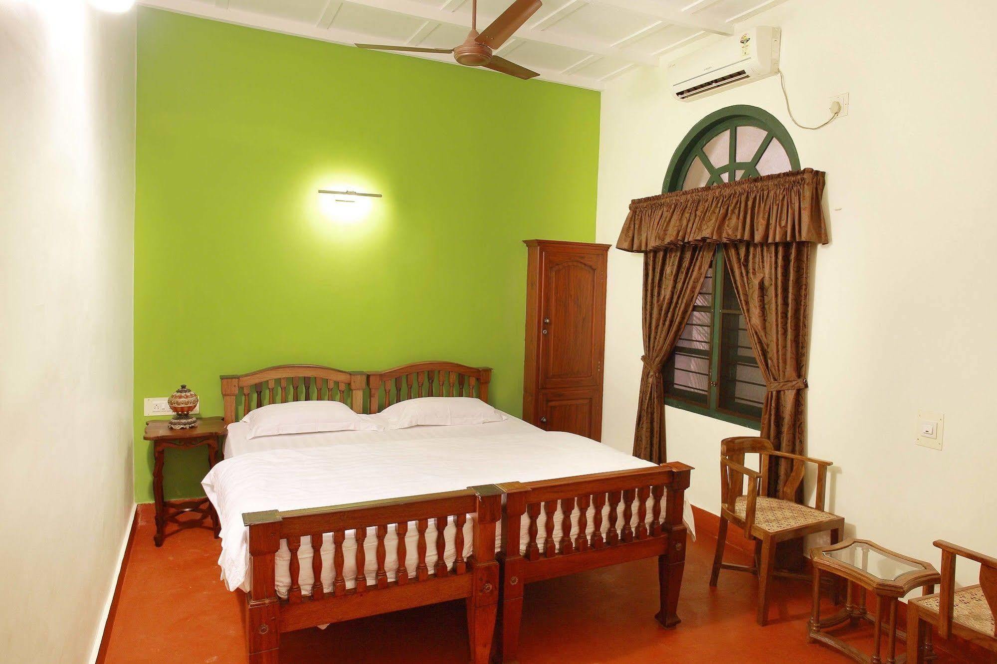 Bed and Breakfast Elphinstone Residency Kochi Exteriér fotografie