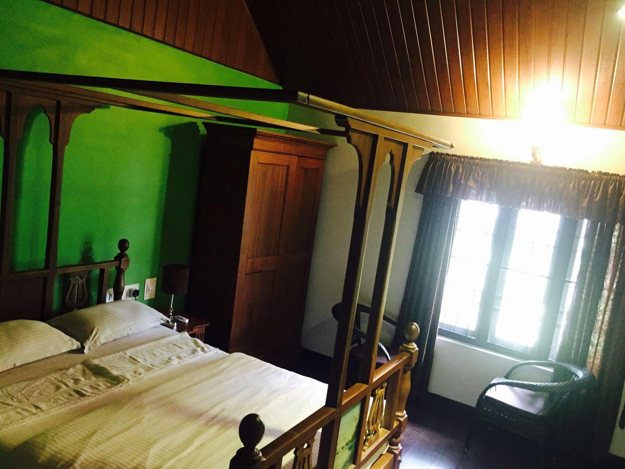 Bed and Breakfast Elphinstone Residency Kochi Exteriér fotografie